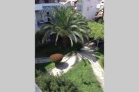 Vonkajšia záhrada v ubytovaní Seablue Relaxing Holiday Apartment