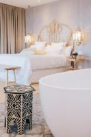 Una cama o camas en una habitaci&oacute;n de Villa Kaliterra - Your home in Croatia!
