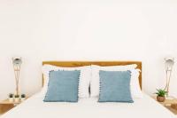 Posteľ alebo postele v izbe v ubytovaní iFlat Yellow Monti Studio Apartment