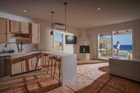 A kitchen or kitchenette at VLIA Mykonos
