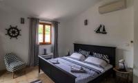 Posteľ alebo postele v izbe v ubytovaní Apartments in Zadar - Zadar Riviera 40411