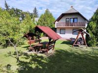 Plac zabaw dla dzieci w obiekcie Holiday home in Balatonmariafürdo 19443