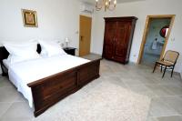 Posteľ alebo postele v izbe v ubytovaní Villa Parta near Trilj, private pool
