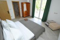 Posteľ alebo postele v izbe v ubytovaní Villa Parta near Trilj, private pool
