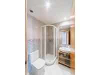 Koupelna v ubytování Sitges Spaces Deluxe Beach Apartment- 3 Bedroom, 2 Bathroom, Next to Beach, Sleeps 6