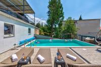 Bazén v ubytovaní One-Bedroom Apartment in Crikvenica LXXIX alebo v jeho blízkosti