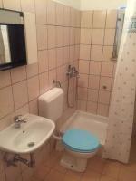 Koupelna v ubytování Apartment in Starigrad-Paklenica 6806