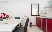 Kuchyňa alebo kuchynka v ubytovaní Apartment in Silo/Insel Krk 13496