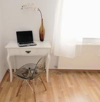 TV a/nebo společenská místnost v ubytování KLASSIK Design-Luxus-Apartment, Nahe Marktplatz