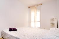 Postel nebo postele na pokoji v ubytování Apartamento de 4 dormitorios a tan sólo 2,5 km de la Playa San Juan