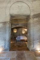 Sarnich Cave Suitesにあるベッド