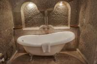 Sarnich Cave Suitesにあるバスルーム