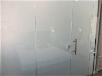 Posteľ alebo postele v izbe v ubytovaní Hotel Malaga Picasso