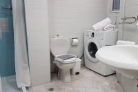 Kúpeľňa v ubytovaní Double Apartment - Athens Center, 7 BD, 3 BATH