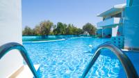 Bazén v ubytování Lydia Maris Resort & Spa nebo v jeho okolí