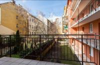 Budova, v ktorej sa apartmán nachádza