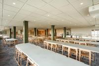 En restaurant eller et andet spisested på Abrigall Hostel Masella