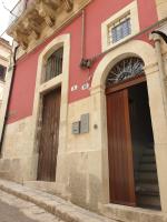 Exteriér alebo vchod do ubytovania Locazione turistica da Enzo e Maria