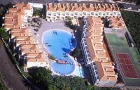 Basen w obiekcie Apartamentos Checkin Laurisilva lub w pobliżu