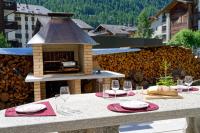 Ein allgemeiner Bergblick oder ein Berglick von des Hotels aus
