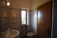 A bathroom at Albergo Centopini
