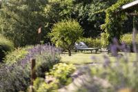 Vonkajšia záhrada v ubytovaní SOFTALPIN Garden Suites