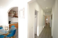 Kuchyňa alebo kuchynka v ubytovaní Livingtarifa Apartamento Coco