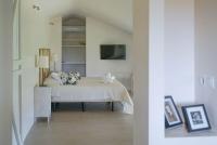 Łóżko lub łóżka w pokoju w obiekcie El Toro Blanco Luxury Villa in Andalucia