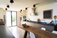 Kuchnia lub aneks kuchenny w obiekcie El Toro Blanco Luxury Villa in Andalucia