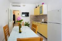 Kuchyňa alebo kuchynka v ubytovaní Apartmani Vranjes