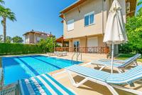 Bazén v ubytování Paradise Town Villa Orchard nebo v jeho okolí
