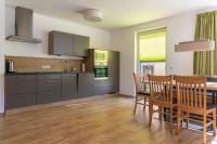 Kuchnia lub aneks kuchenny w obiekcie Fourteen Zell am See S&P by All in One Apartments