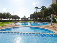Bazén v ubytovaní MANILA GANDIA - Alquiler solo familias alebo v jeho blízkosti