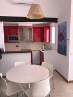 Kuchyňa alebo kuchynka v ubytovaní Apartamentos El Bergantin Menorca Club