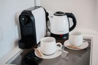 Hotel Szerokie Wody Sea & Sand Ustkaにあるコーヒーまたはお茶