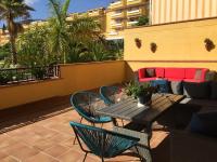 Posedenie v ubytovaní Apartamento de lujo en puerto Santiago 1