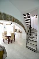 Kuchyňa alebo kuchynka v ubytovaní Arco I/ Downtown Rustic Apartment/4 min from port