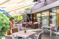 A restaurant or other place to eat at Hotel Kammerlander