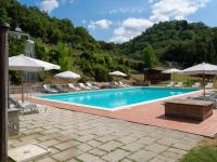 Bazén v ubytovaní Holiday Home Vigna La Corte-1 by Interhome alebo v jeho blízkosti