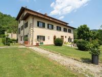 Vonkajšia záhrada v ubytovaní Holiday Home Vigna La Corte-1 by Interhome