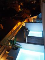 Balkón alebo terasa v ubytovaní SUITES 9 MALAGA, three unique suites with private plunge pool