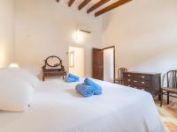 Posteľ alebo postele v izbe v ubytovaní Holiday Home Can Monjo by Interhome