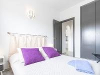 Posteľ alebo postele v izbe v ubytovaní Apartment Port Ducal-3 by Interhome