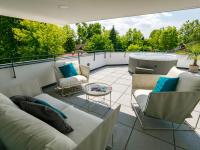 Posedenie v ubytovaní Apartment Kenese by Interhome