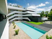 Bazén v ubytovaní Apartment Kenese by Interhome alebo v jeho blízkosti