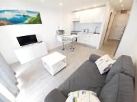 Kuchnia lub aneks kuchenny w obiekcie playa honda luxury