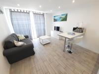 Telewizja i/lub zestaw kina domowego w obiekcie playa honda luxury