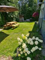 Vonkajšia záhrada v ubytovaní Bambu Lodge @ Ossiachersee