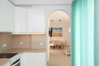 Kuchyňa alebo kuchynka v ubytovaní Nireas Apartments Mykonos Downtown