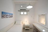 Posteľ alebo postele v izbe v ubytovaní Nireas Apartments Mykonos Downtown